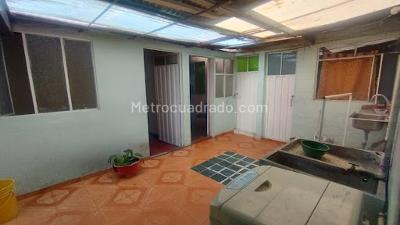Casa de 5 alcobas en venta en Alquerias De La Fragua Sector El Pa, Bogotá, 84 m² · foto 6 de 20