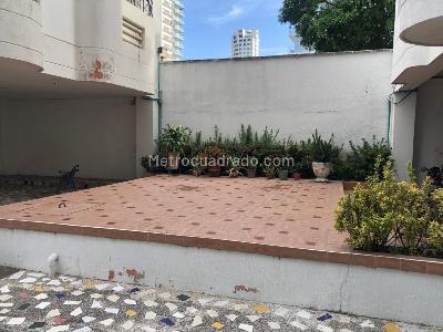 Apartamento de 4 alcobas en venta en Manga, Cartagena, 132 m² · foto 3 de 20