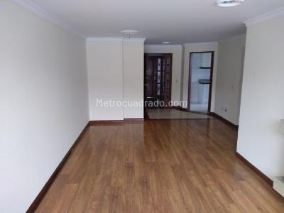 Apartamento de 3 alcobas en venta en Calatrava, Bogotá, 100 m² · foto 2 de 19