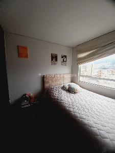 Apartamento de 2 alcobas en venta en Urbanizacion Las Flores, Bogotá, 169 m² · foto 10 de 20