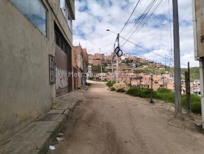 Casa de 4 alcobas en venta en Primavera, Bogotá, 179 m² · foto 2 de 20