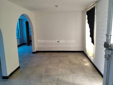 Casa de 4 alcobas en venta en Primavera, Bogotá, 179 m² · foto 9 de 20