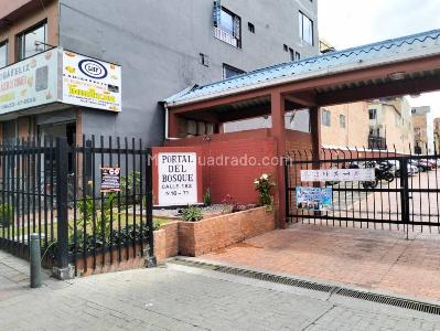 Apartamento en venta en San Antonio, Bogotá · foto 2 de 20