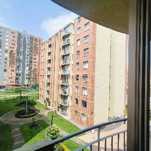 Apartamento de 3 alcobas en venta en Conjunto Residencial Hayuelos De La Sabana, Bogotá, 73 m² · foto 5 de 20
