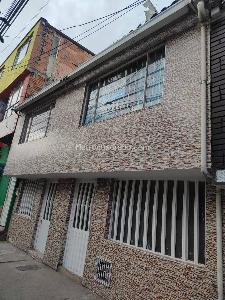 Casa en venta en Gran Britalia, Bogotá · foto 2 de 20