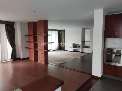 Casa de 5 alcobas en arriendo en Guaymaral, Bogotá, 296 m² · foto 6 de 20