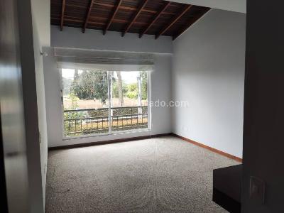 Casa de 5 alcobas en arriendo en Guaymaral, Bogotá, 296 m² · foto 16 de 20