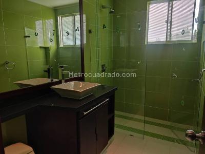 Casa de 5 alcobas en arriendo en Guaymaral, Bogotá, 296 m² · foto 17 de 20