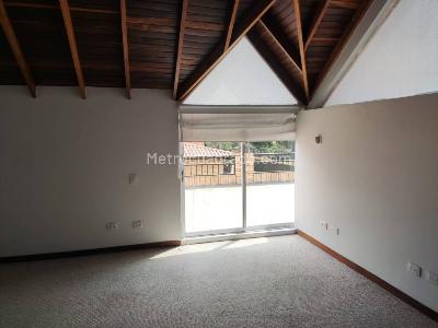 Casa de 5 alcobas en arriendo en Guaymaral, Bogotá, 296 m² · foto 18 de 20