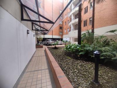 Apartamento de 3 alcobas en venta en Caobos Salazar, Bogotá, 112 m² · foto 3 de 20