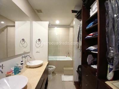 Apartamento de 3 alcobas en venta en Rosales Bellavista, Bogotá, 160 m² · foto 14 de 18