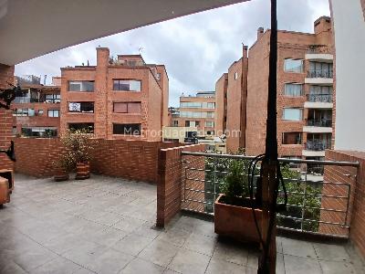 Apartamento de 3 alcobas en venta en Rosales Bellavista, Bogotá, 160 m² · foto 15 de 18