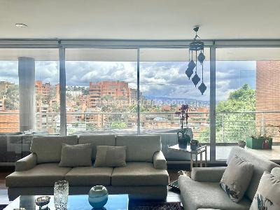 Apartamento de 3 alcobas en venta en Rosales Bellavista, Bogotá, 160 m² · foto 3 de 18