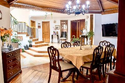 Casa de 3 alcobas en venta en Gratamira, Bogotá, 204 m² · foto 4 de 20