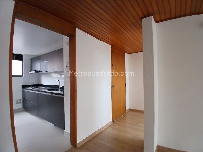 Apartamento de 3 alcobas en arriendo en Andes Norte, Bogotá, 106 m² · foto 3 de 20