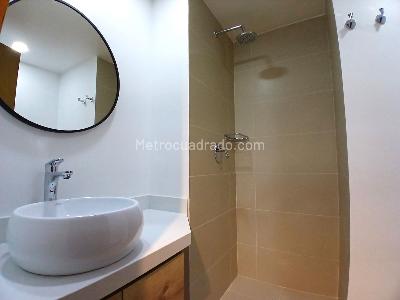Apartamento de 3 alcobas en arriendo en Andes Norte, Bogotá, 106 m² · foto 13 de 20