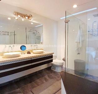 Casa de 5 alcobas en venta en El Peñon, Girardot, 303 m² · foto 18 de 20