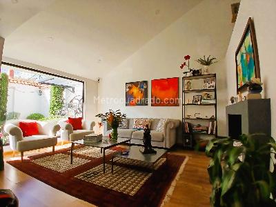 Casa en arriendo en Santa Ana Occidental, Bogotá · foto 2 de 20