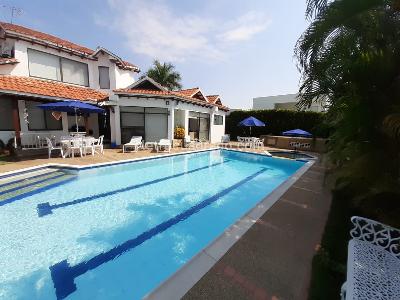 Casa de 4 alcobas en venta en El Peñon, Girardot, 286 m² · foto 2 de 20