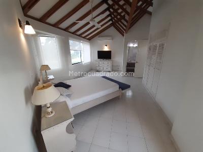 Casa de 4 alcobas en venta en El Peñon, Girardot, 286 m² · foto 14 de 20