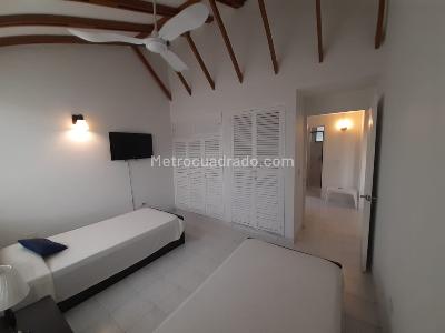 Casa de 4 alcobas en venta en El Peñon, Girardot, 286 m² · foto 10 de 20