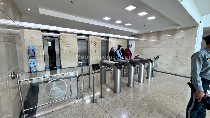 Oficina en Arriendo, SANTA BARBARA, Bogotá D.C. – pohled 3