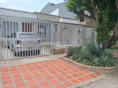 Casa de 3 alcobas en venta en Las Mercedes, Barranquilla, 182 m² · foto 1 de 19