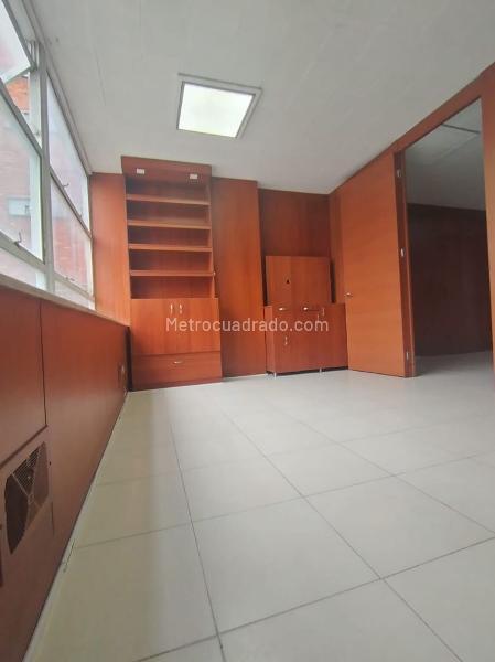 Oficina en Arriendo, LA PAZ CENTRO, Bogotá D.C. - Más