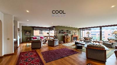 Apartamento de 3 alcobas en venta en Los Rosales, Bogotá, 230 m² · foto 3 de 19