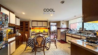 Apartamento de 3 alcobas en venta en Los Rosales, Bogotá, 230 m² · foto 9 de 19