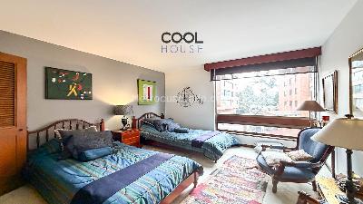 Apartamento de 3 alcobas en venta en Los Rosales, Bogotá, 230 m² · foto 15 de 19