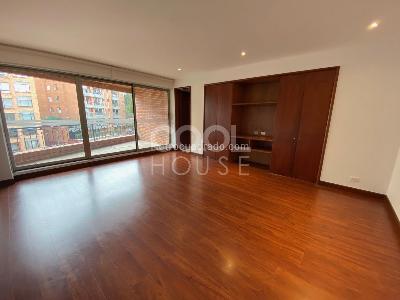 Apartamento de 3 alcobas en venta en Rosales Otro, Bogotá, 248 m² · foto 18 de 20