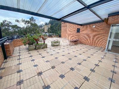 Apartamento de 3 alcobas en venta en Rosales Otro, Bogotá, 248 m² · foto 7 de 20
