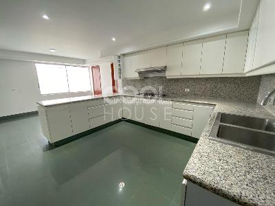 Apartamento de 3 alcobas en venta en Rosales Otro, Bogotá, 248 m² · foto 11 de 20