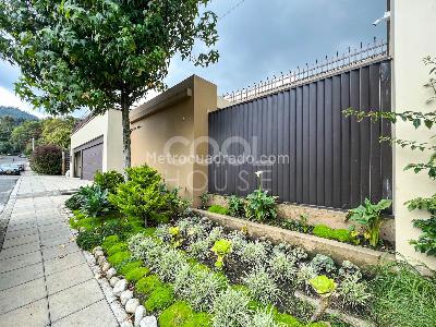 Casa de 5 alcobas en venta en Santa Ana Oriental, Bogotá, 550 m² · foto 19 de 20
