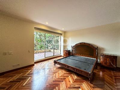 Apartamento en venta en Santa Barbara Alta, Bogotá · foto 15 de 20