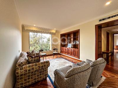 Apartamento en venta en Santa Barbara Alta, Bogotá · foto 4 de 20
