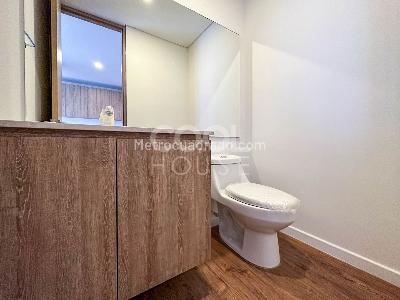 Apartamento de 1 alcoba en venta en Santa Barbara Central, Bogotá, 60 m² · foto 10 de 12