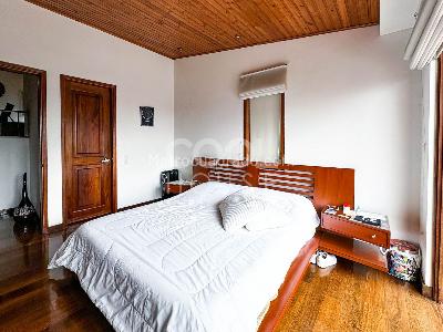 Casa de 4 alcobas en venta en Bosque De Pinos, Bogotá, 284 m² · foto 13 de 16