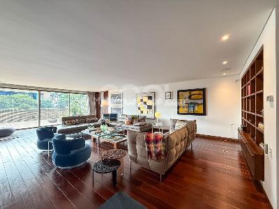 Apartamento en venta en Chico Oriental, Bogotá · foto 2 de 20