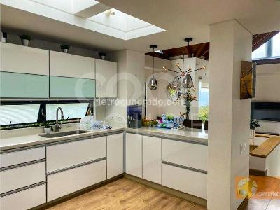 Casa de 3 alcobas en venta en La Calera, La Calera, 270 m² · foto 6 de 10