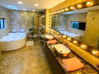 Casa de 3 alcobas en venta en La Calera, La Calera, 240 m² · foto 8 de 10