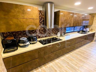 Casa de 3 alcobas en venta en La Calera, La Calera, 240 m² · foto 4 de 10