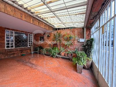Casa de 3 alcobas en venta en Santa Ana Occidental, Bogotá, 160 m² · foto 16 de 17