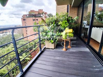 Apartamento de 2 alcobas en venta en Los Rosales, Bogotá · foto 2 de 11