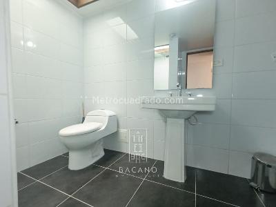 Casa de 4 alcobas en venta en Niza, Bogotá, 248 m² · foto 16 de 17