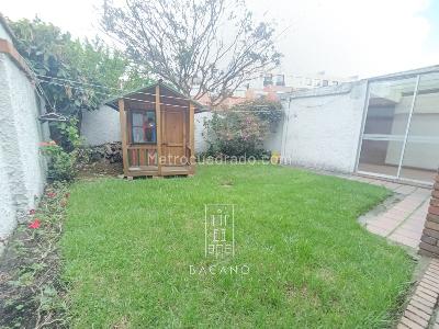 Casa de 4 alcobas en venta en Niza, Bogotá, 248 m² · foto 6 de 17