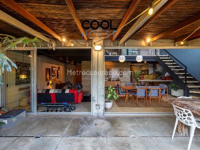 Apartamento de 1 alcoba en venta en El Poblado, Medellín, 121 m² · foto 2 de 19
