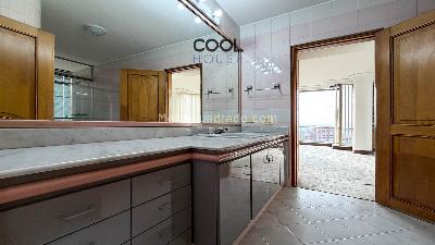 Apartamento de 3 alcobas en venta en Los Rosales, Bogotá, 374 m² · foto 13 de 20
