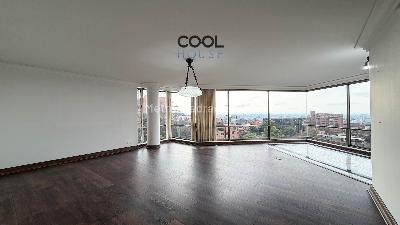 Apartamento de 3 alcobas en venta en Los Rosales, Bogotá, 374 m² · foto 3 de 20